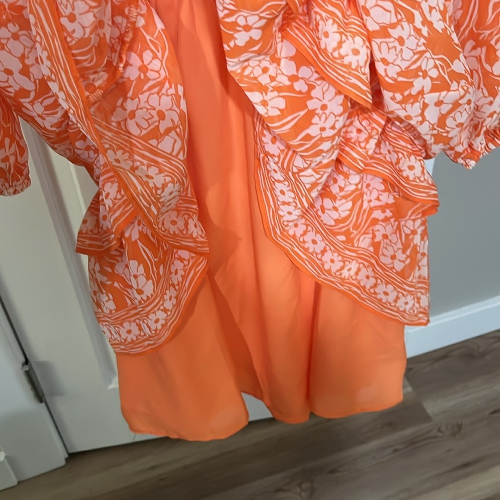 Max Studio Orange and White Plunge Sundress with Bishop Sleeves - Picture 5 of 5